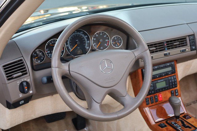 Used 2002 Mercedes-Benz SL 500 image 29