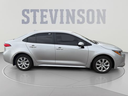 Used 2026 Toyota Corolla LE w/ Carpet Mat Package (TMS) FWD image 6