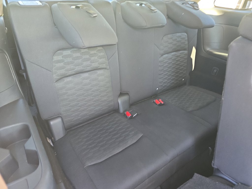 Used 2023 Nissan Pathfinder S AWD/4WD image 16
