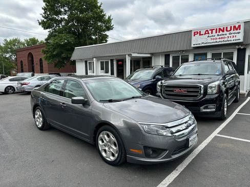 Used 2011 Ford Fusion SE w/ 201A Rapid Spec Order Code FWD image 1