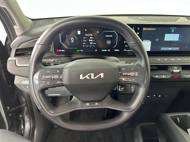 Used 2024 Kia EV9 Wind AWD/4WD image 17