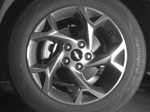 Used 2025 Chevrolet Trax LT w/ LT Convenience Package image 12