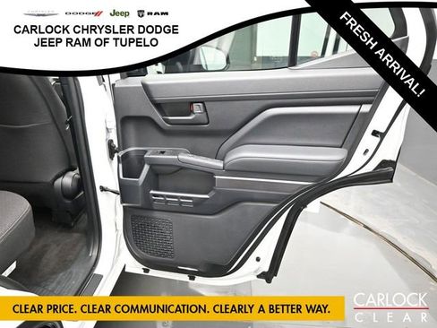 Used 2025 Toyota 4Runner SR5 image 29