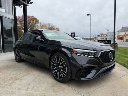 New 2026 Mercedes-Benz E 53 AMG e 4MATIC Sedan image 2