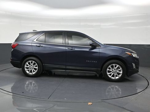 Used 2018 Chevrolet Equinox LT FWD image 6