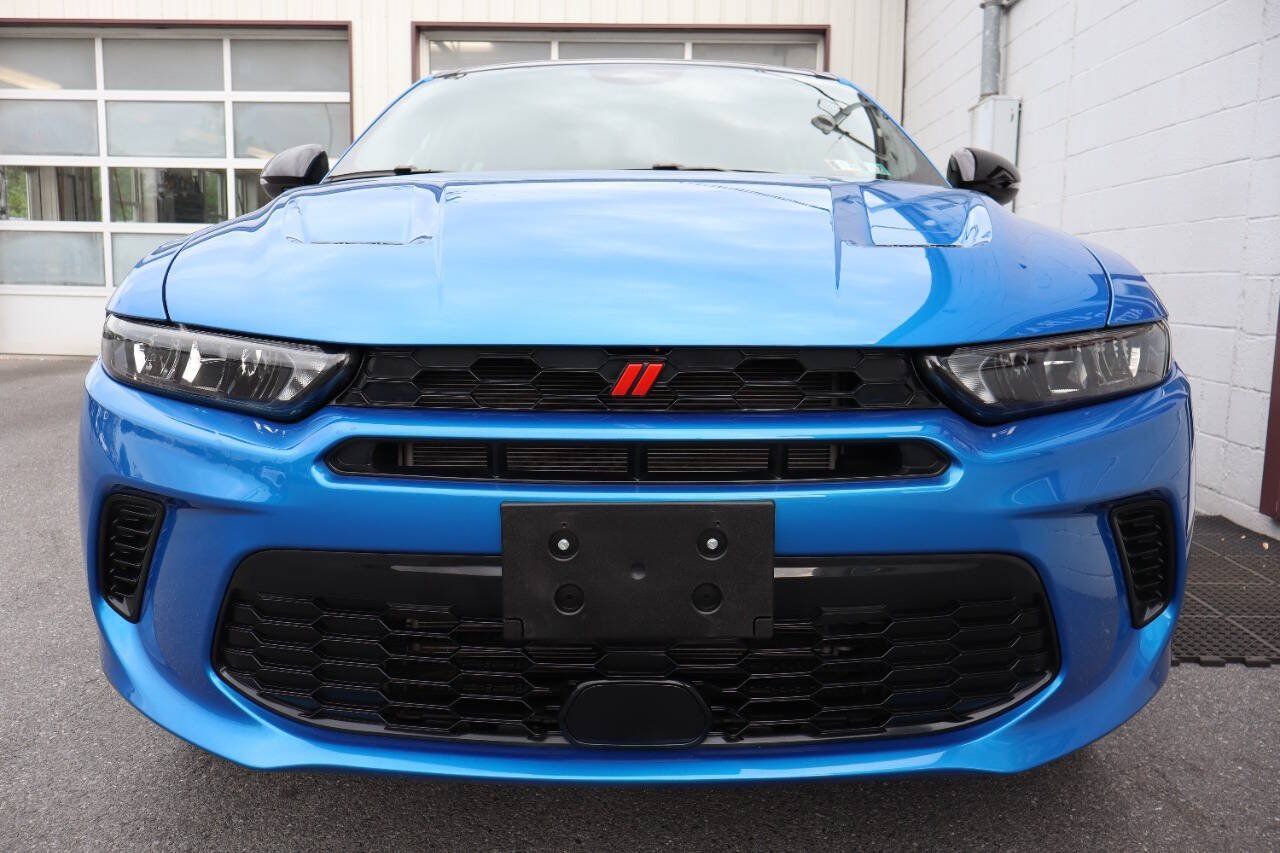 Used 2024 Dodge Hornet R/T Plus w/ R/T Blacktop Package AWD/4WD image 2