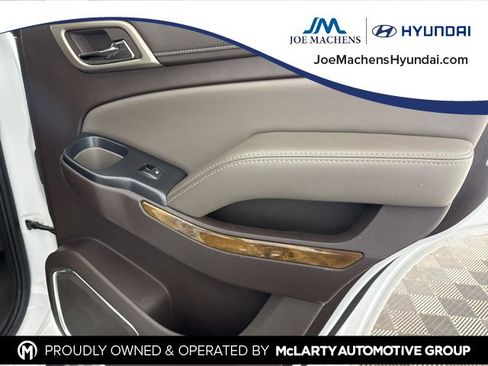 Used 2016 GMC Yukon Denali w/ Open Road Package image 25