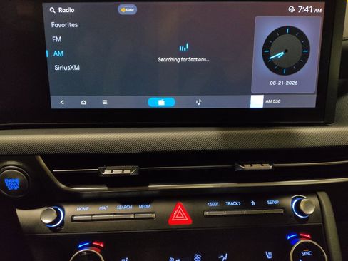 Used 2025 Hyundai Sonata SEL FWD image 25