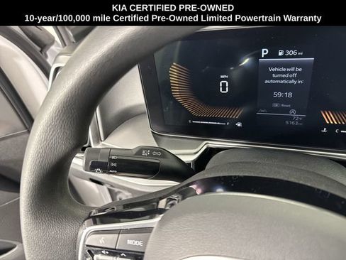 Certified 2025 Kia Sorento LX FWD image 14