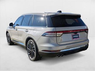 New 2025 Lincoln Aviator Reserve w/ Illumination Package video 2