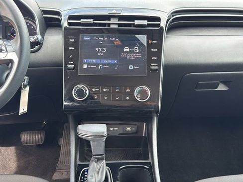Used 2024 Hyundai Tucson SE FWD image 33