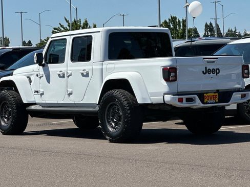 Used 2022 Jeep Gladiator Overland AWD/4WD image 6