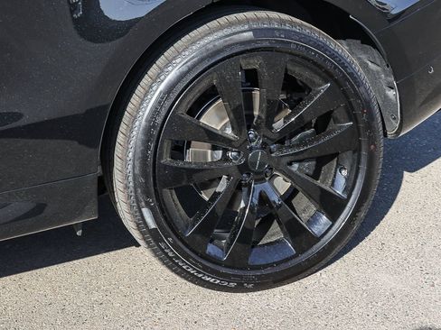 New 2026 Land Rover Range Rover Sport Dynamic SE AWD/4WD image 10