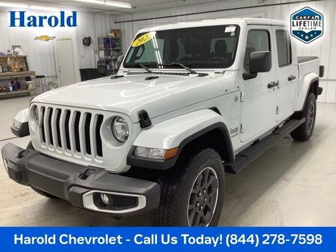 Used 2022 Jeep Gladiator Overland image 3