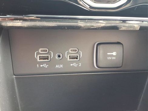 New 2026 Jeep Grand Cherokee Limited w/ Limited Altitude Package AWD/4WD image 18