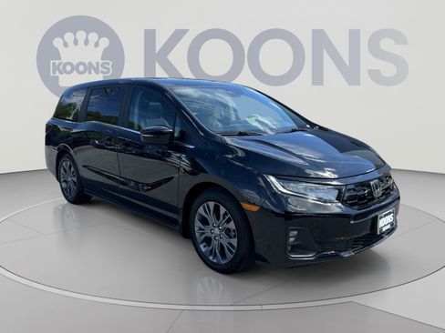 Used 2025 Honda Odyssey Touring image 10