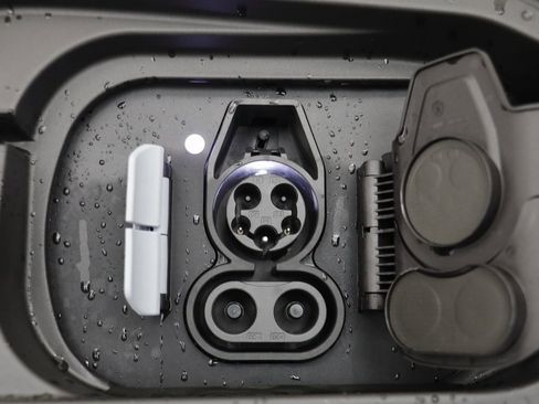 New 2026 BMW iX xDrive45 image 20