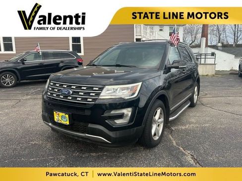 Used 2016 Ford Explorer XLT AWD/4WD image 1
