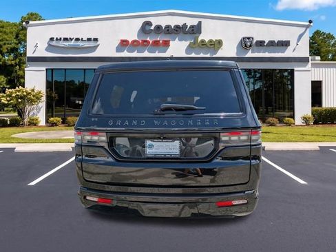 Used 2024 Jeep Grand Wagoneer Series II Obsidian w/ Quick Order Packagew 28T AWD/4WD image 5
