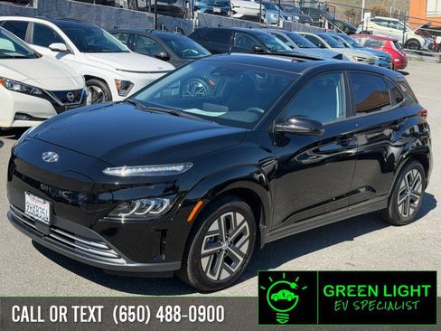Used 2023 Hyundai Kona Limited FWD image 1