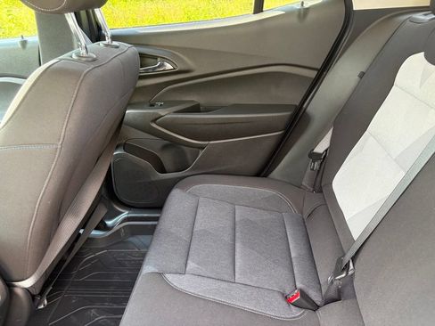Used 2024 Chevrolet Trax LS w/ LS Convenience Package FWD image 37