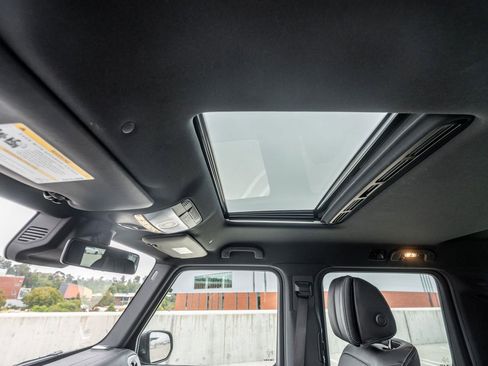 Used 2019 Mercedes-Benz G 550 image 28