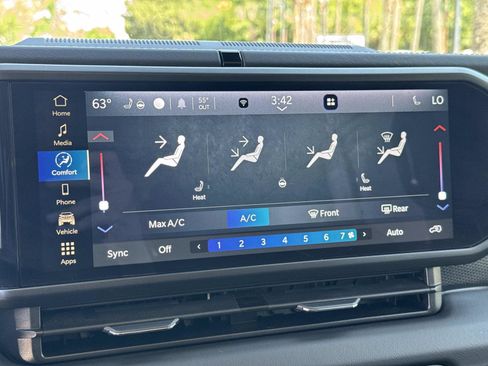 Used 2025 Jeep Wrangler Unlimited Rubicon 4xe w/ Safety Group AWD/4WD image 26