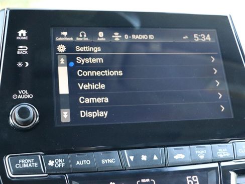 Used 2018 Honda Odyssey Touring image 19