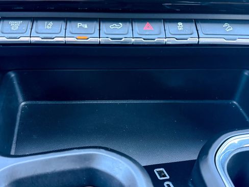 Certified 2024 GMC Sierra 2500 Denali Ultimate image 31