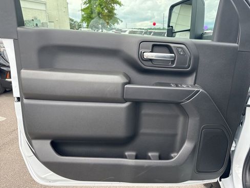 New 2026 GMC Sierra 2500 Pro w/ 1SA Pro Safety Plus Package AWD/4WD image 11