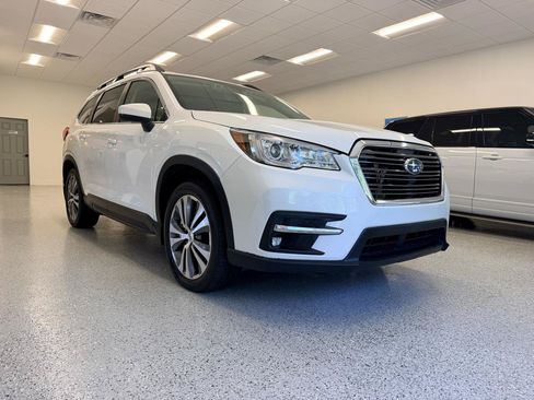 Used 2019 Subaru Ascent Premium AWD/4WD image 11