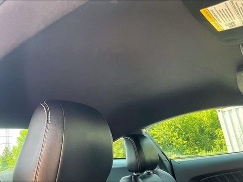 Used 2018 Ford Mustang Premium RWD image 19