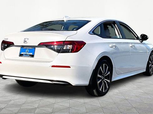 Used 2024 Honda Civic EX image 6