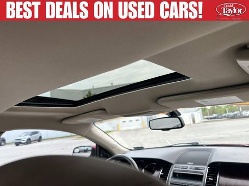 Used 2012 Ford Taurus SEL FWD image 35