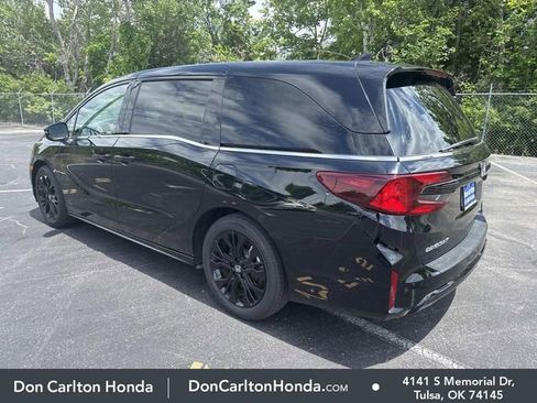 Used 2025 Honda Odyssey Sport-L image 6