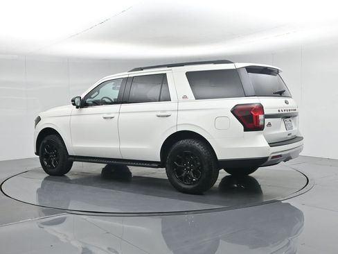 Used 2022 Ford Expedition Timberline image 7