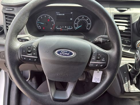 Certified 2024 Ford Transit 250 Low Roof AWD w/ Exterior Upgrade Package image 15