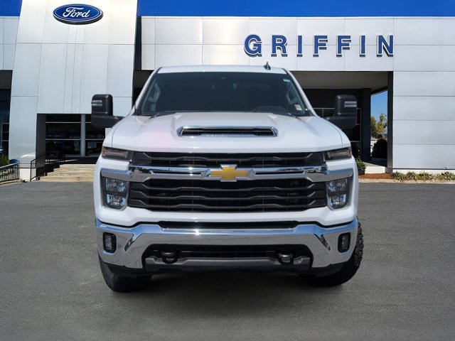 Used 2025 Chevrolet Silverado 2500 LT AWD/4WD image 12