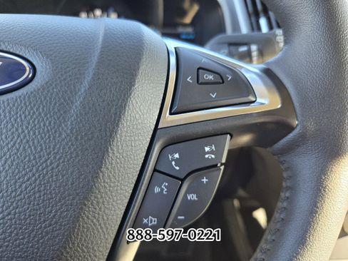 Used 2024 Ford Edge SEL w/ Convenience Package image 27