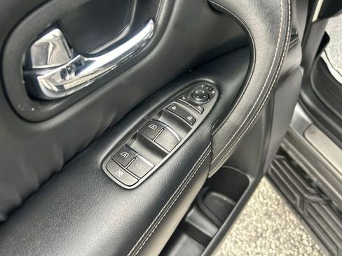 Used 2023 Nissan Armada Platinum w/ Captain's Chairs Package RWD image 11