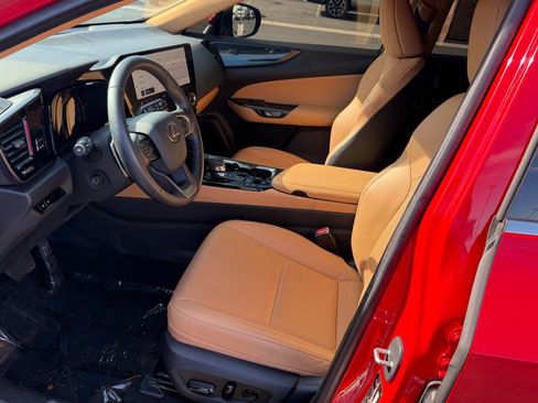 Used 2025 Lexus NX 350 AWD w/ Accessory Package (2T) image 15