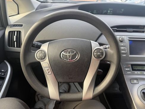 Used 2013 Toyota Prius Two image 16