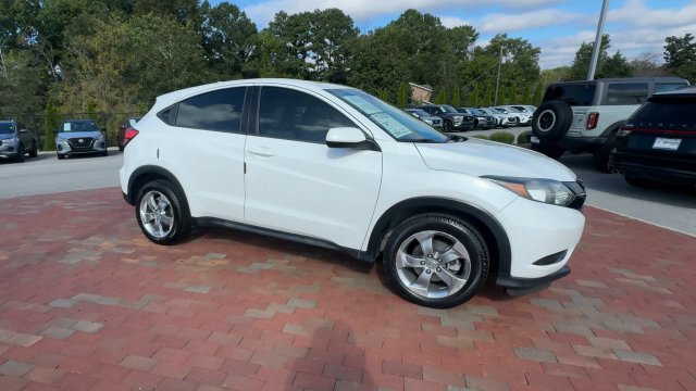 Used 2018 Honda HR-V LX image 4