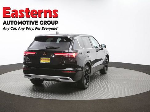 Used 2024 Mitsubishi Outlander SE AWD/4WD image 39