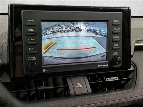Used 2022 Toyota RAV4 LE FWD image 12