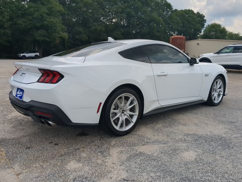 Certified 2024 Ford Mustang GT Premium RWD image 3