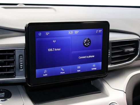 Used 2022 Ford Explorer XLT w/ Equipment Group 202A image 18