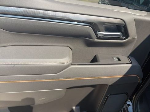 New 2026 GMC Sierra 1500 AT4 w/ AT4 Premium Package AWD/4WD image 12