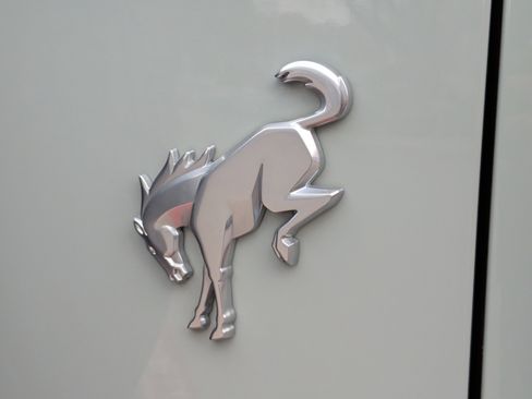 Used 2023 Ford Bronco Outer Banks image 11