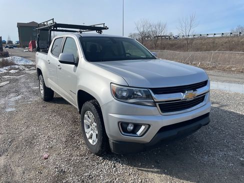Used 2020 Chevrolet Colorado LT w/ LT Convenience Package image 3